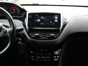 Peugeot 2008  1.6 BlueHDi 