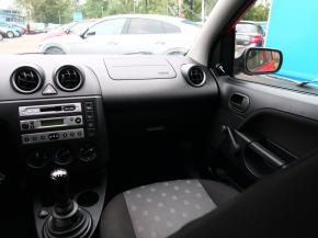 Ford Fiesta  1.3 i 