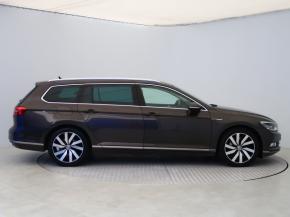 Volkswagen Passat  2.0 BiTDI Highline 