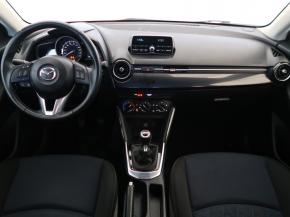 Mazda 2  1.5 16V 