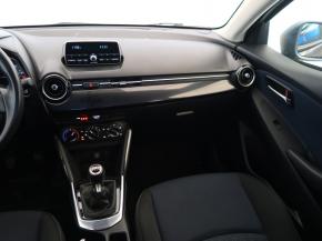 Mazda 2  1.5 16V 