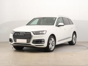 Audi Q7  3.0 TDI S-Line 