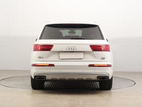 Audi Q7  3.0 TDI S-Line 