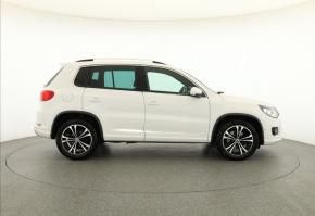 Volkswagen Tiguan  2.0 TDI 