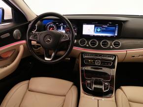 Mercedes-Benz E  E 220 d 4MATIC 