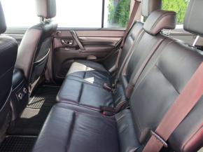 Mitsubishi Pajero  3.2 DI-D 