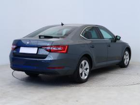 Škoda Superb  2.0 TDI Style 