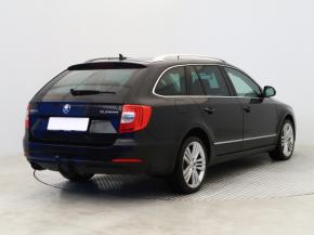 Škoda Superb  2.0 TDI Elegance 