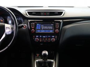 Nissan Qashqai  1.5 dCi Tekna 