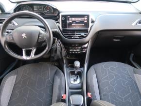 Peugeot 2008  1.2 PureTech 