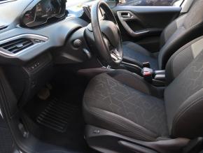 Peugeot 2008  1.2 PureTech 