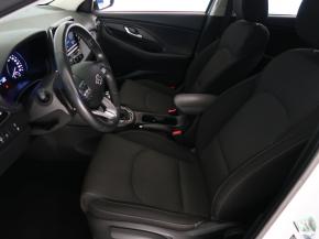 Hyundai i30  1.5 T-GDI MHEV Smart 