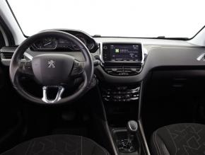 Peugeot 2008  1.2 PureTech 