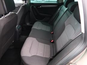 Volkswagen Passat  2.0 TDI 