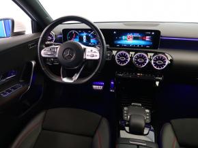 Mercedes-Benz A  A 180 AMG Line 