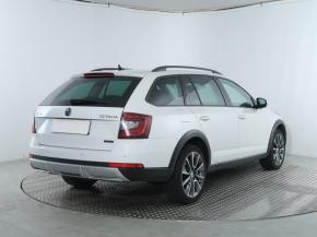 Škoda Octavia  Scout 2.0 TDI 