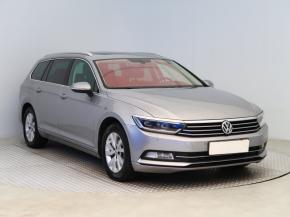 Volkswagen Passat  1.5 TSI 