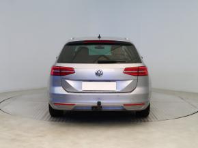 Volkswagen Passat  1.5 TSI 