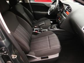 Citroen C4  1.4 16V Attraction 