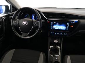 Toyota Auris  1.4 D-4D Active 