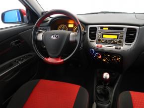 Kia Rio  1.4 16V 