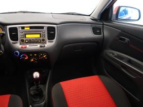 Kia Rio  1.4 16V 