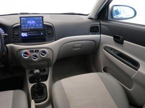 Hyundai Accent  1.4i 