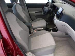 Hyundai Accent  1.4i 