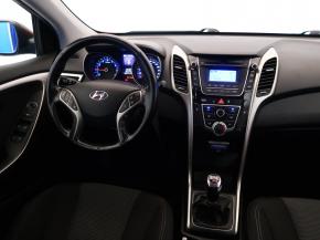 Hyundai i30  1.6 MPI 