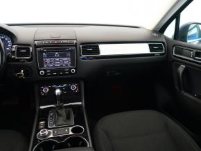 Volkswagen Touareg  3.0 TDI 