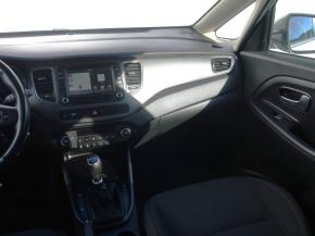 Kia Carens  1.6 GDI Platinum 