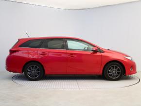 Toyota Auris  1.6 Valvematic 