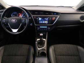 Toyota Auris  1.6 Valvematic 