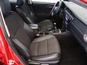 Toyota Auris  1.6 Valvematic 