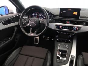 Audi A4  2.0 TDI 