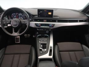 Audi A4  2.0 TDI 