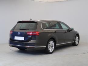 Volkswagen Passat  1.6 TDI Highline 