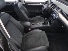 Volkswagen Passat  1.6 TDI Highline 