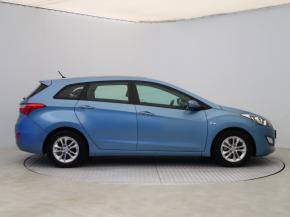 Hyundai i30  1.6 MPI 