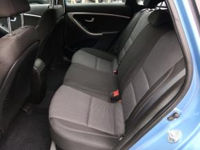 Hyundai i30  1.6 MPI 