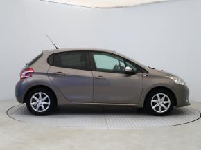 Peugeot 208  1.2 PureTech 