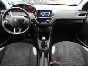 Peugeot 208  1.2 PureTech 