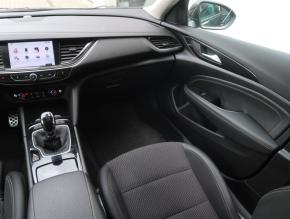 Opel Insignia  2.0 CDTI 