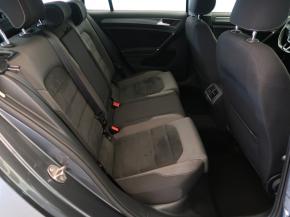 Volkswagen Golf  1.0 TSI 