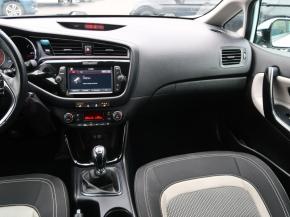 Kia Ceed  1.6 GDI 