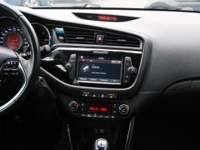 Kia Ceed  1.6 GDI 