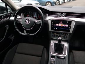 Volkswagen Passat  2.0 TDI 