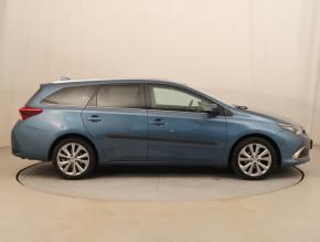 Toyota Auris  1.2 Ti 