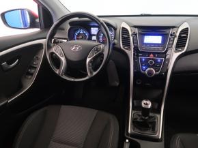 Hyundai i30  1.6 MPI 