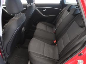 Hyundai i30  1.6 MPI 